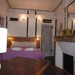 Bed & Breakfast D'hotes L'enclos Des Jacobins