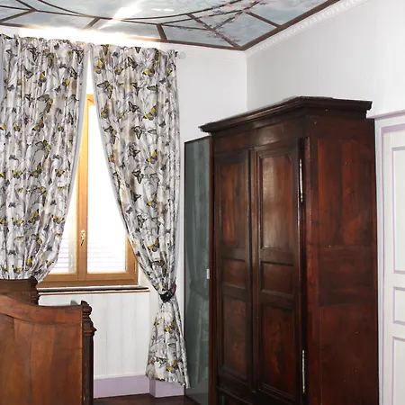 Frühstückspension D'hotes L'enclos Des Jacobins 3*