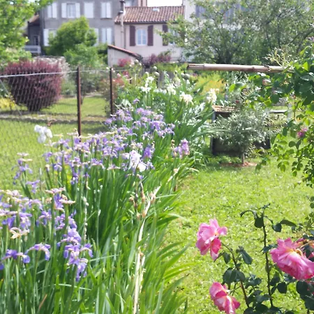Frühstückspension D'hotes L'enclos Des Jacobins Saint-Girons (Ariege)