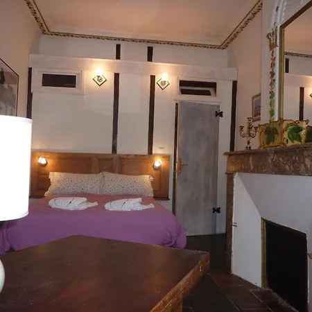 D'hotes L'enclos Des Jacobins 3*